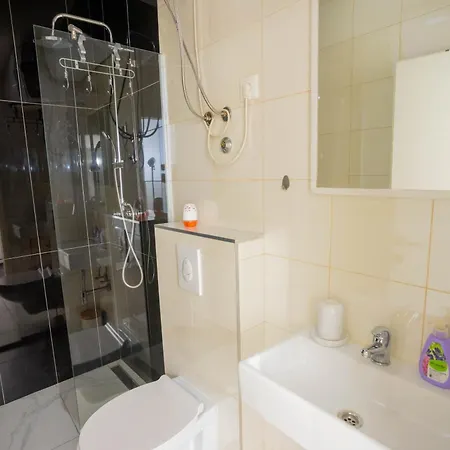 Studio Apartman Maris Kastel Stari Exterior photo