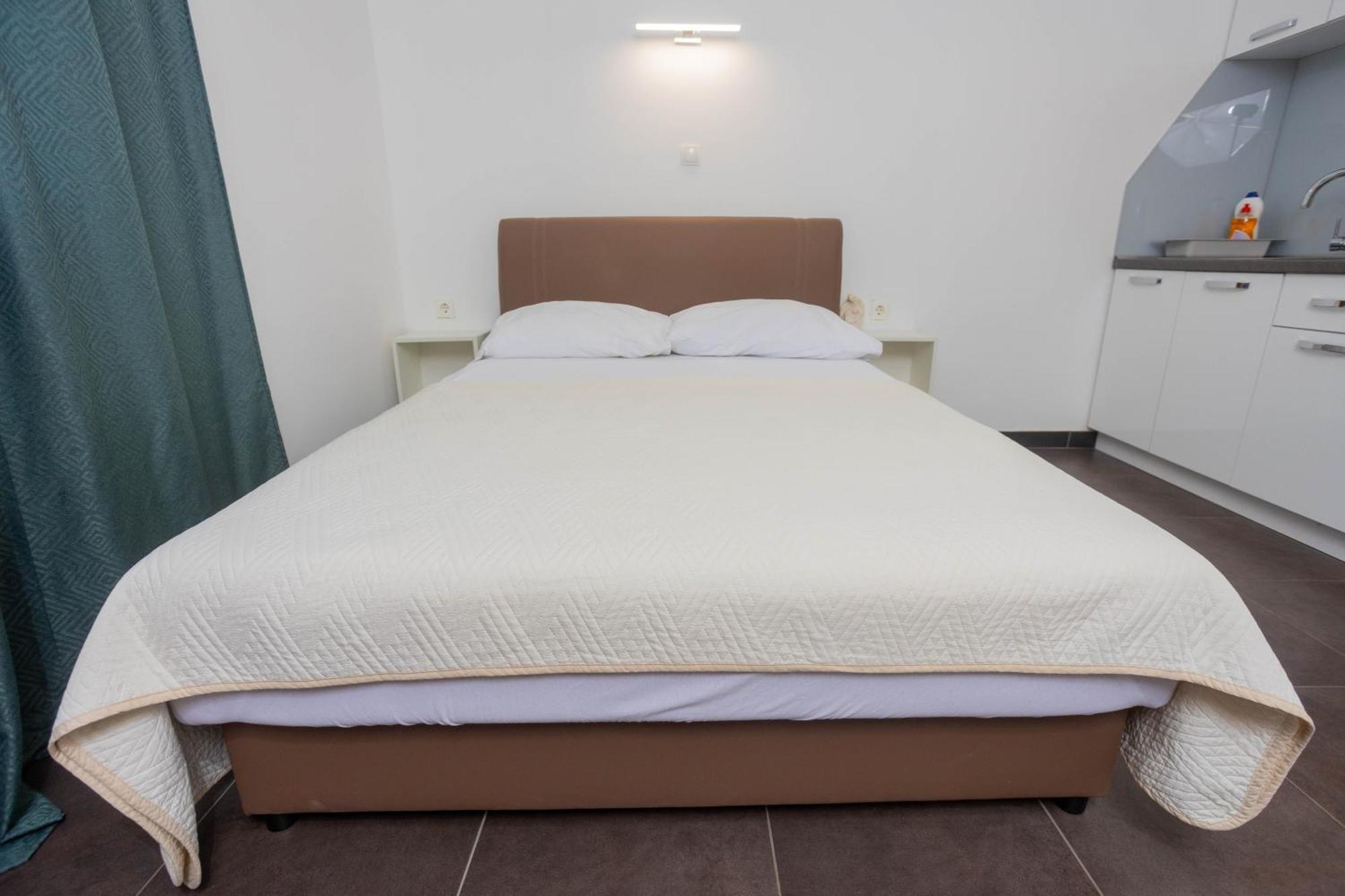 Maris Apartment Kastel Stari
