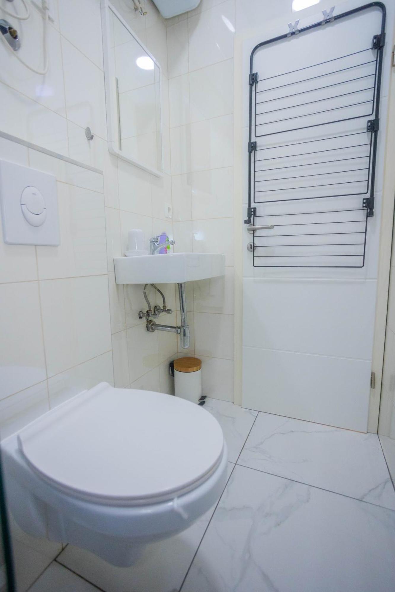 Maris Apartament *